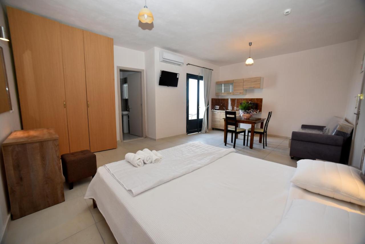 Chalkiotis Hotel Anaxos Eksteriør billede